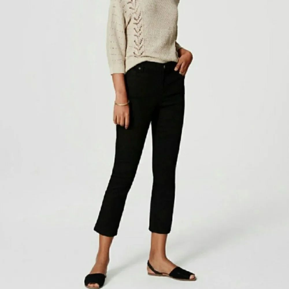 Ann Taylor Loft Modern Kick Crop in Size 25